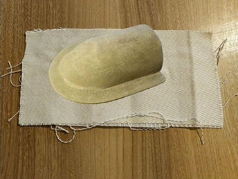 Хлориновая ткань (ацетоновая) - супер клей, идеальный материал для создания объемных форм. 